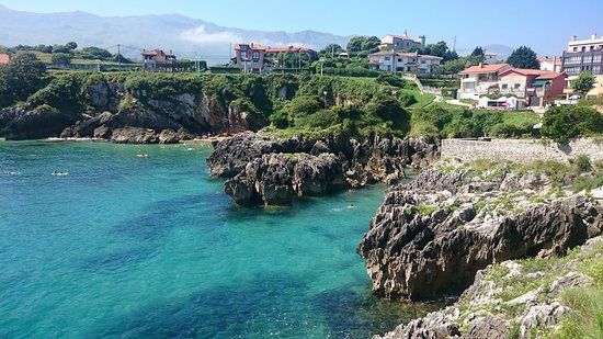 el Faro de Llanes