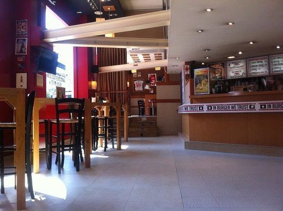 Mike's Burger House