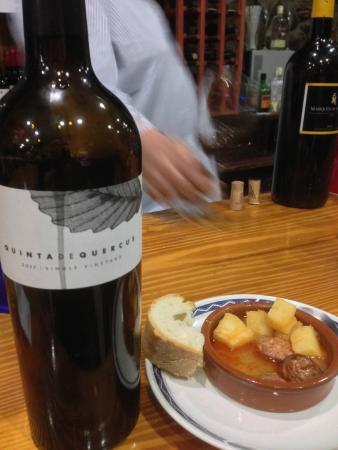Bar-Vinoteca Maruxa