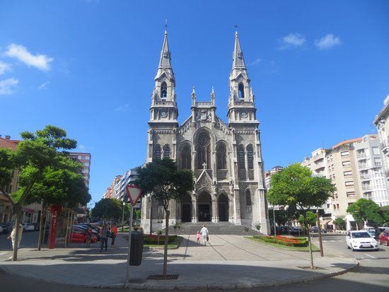 la Iglesia de Santo Tomás de Canterbury